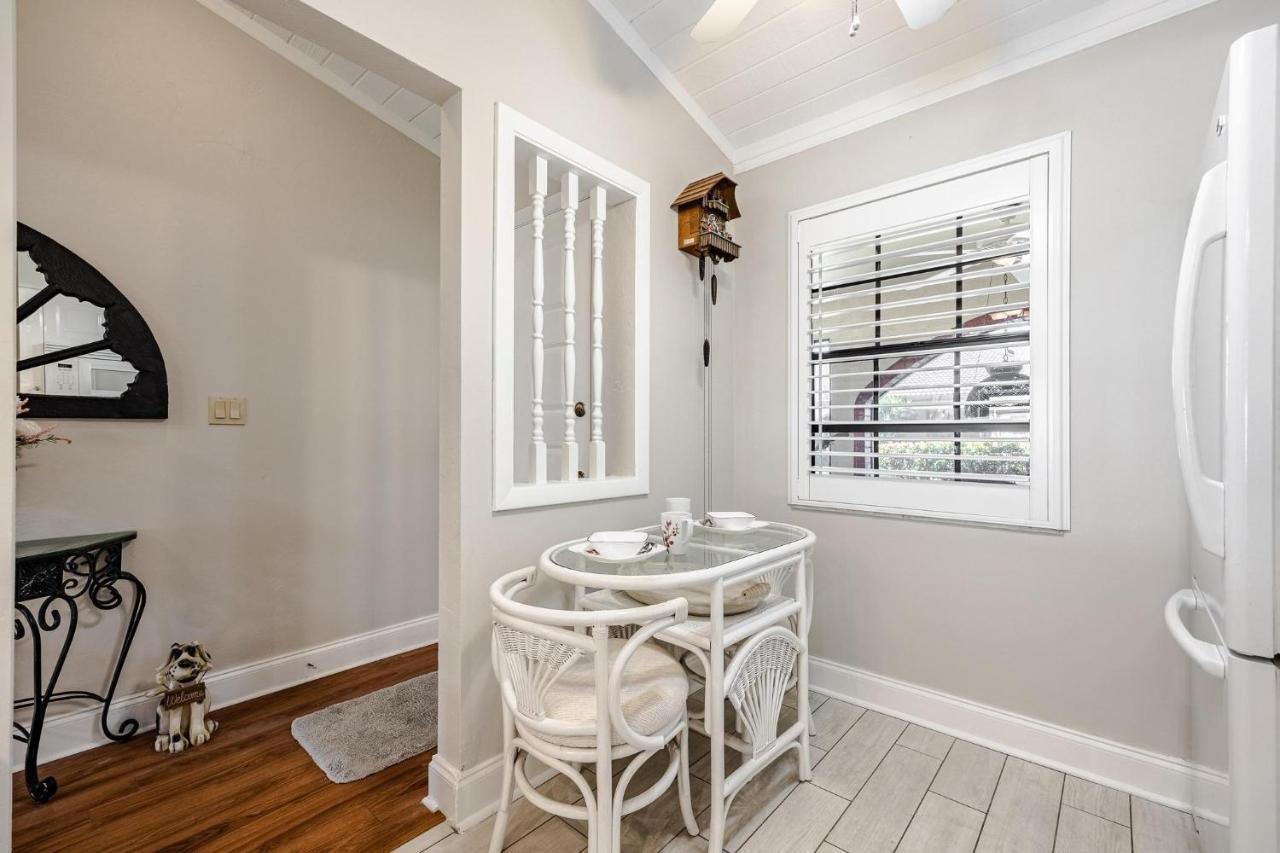 Association, Tennis Courts And Pool, Sleeps 4 - Cinnamon Cove Cozy Condo Fort Myers Esterno foto