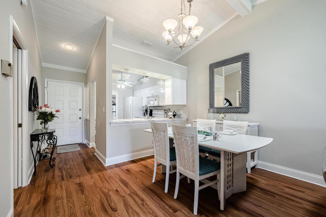 Association, Tennis Courts And Pool, Sleeps 4 - Cinnamon Cove Cozy Condo Fort Myers Esterno foto
